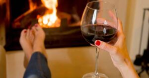 Si può dimagrire bevendo vino rosso?