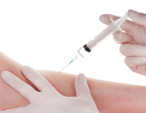 Tenta di uccidere marito diabetico con dose eccessiva di insulina