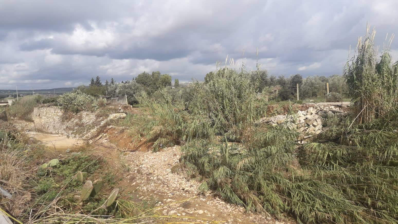 A Ispica l’autostrada in costruzione fa danni