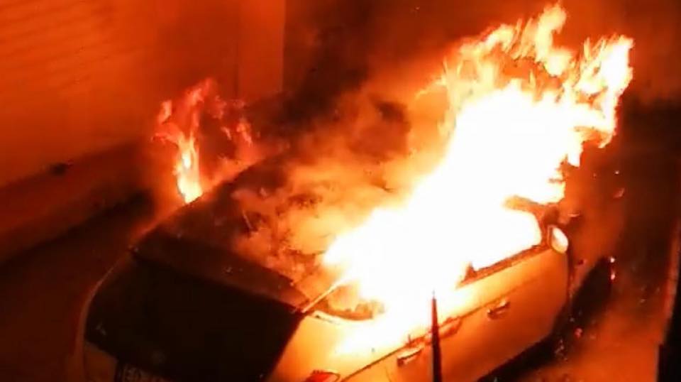 Incendiata l’auto di un attivista animalista