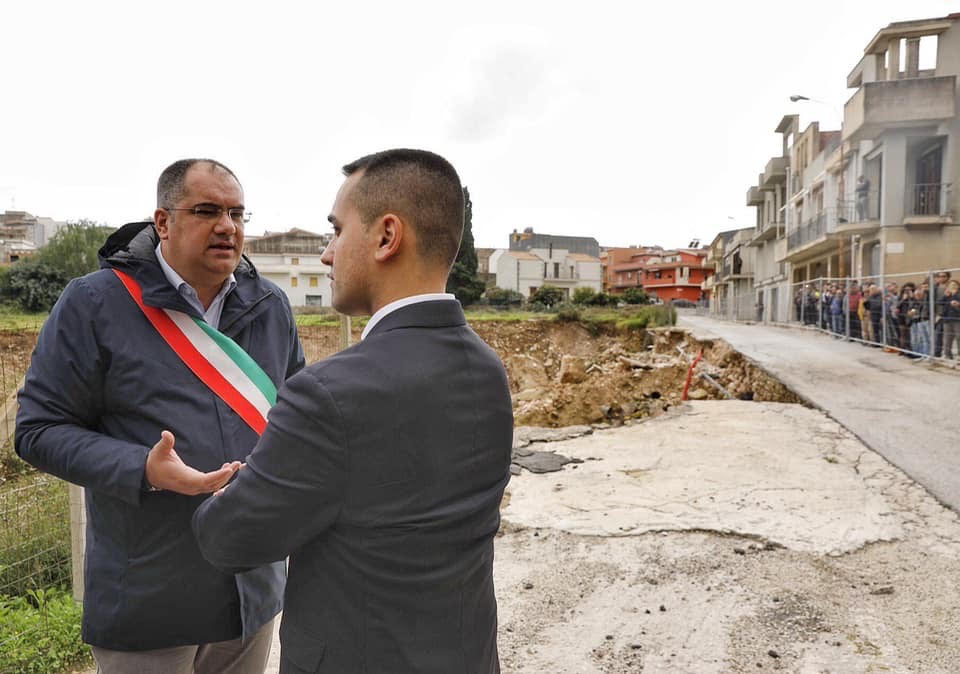 Luigi Di Maio nei luoghi del disastro idrogeologico in Sicilia