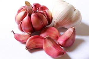 Dieta d'autunno: dimagrire con l'aglio