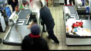 Rapina in un supermercato di S