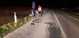 Fugge dopo aver investito ed ucciso un uomo, preso 21enne