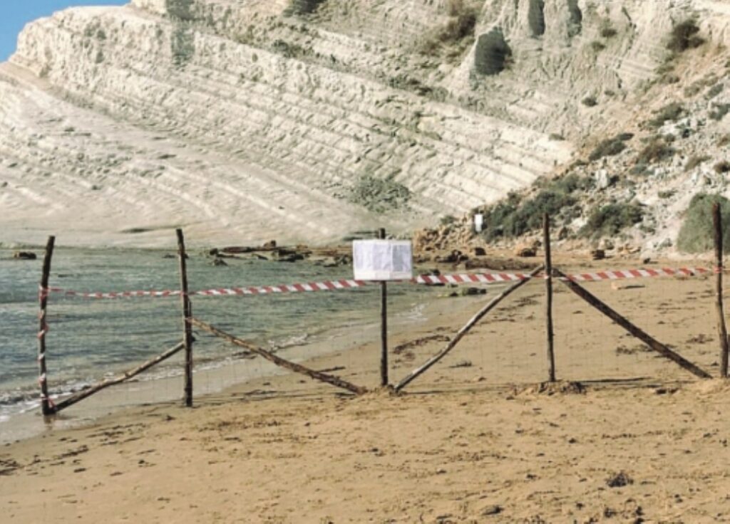 Realmonte, sindaco chiude la Scala dei Turchi per tre mesi