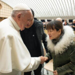 Papa Francesco ha incontrato la cinese cui diede lo schiaffetto