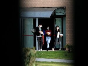 Ha 29 anni ed è emiliano: il primo italiano maato di Coronavirus