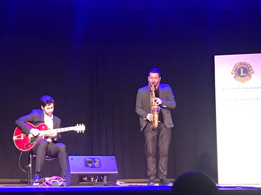 Francesco Cafiso incanta il pubblico a Vittoria