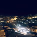 Luci bianche nel centro storico di Modica, verso una soluzione