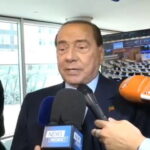 Berlusconi dona 10 milioni per l'ospedale alla Fiera di Milano
