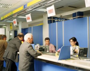 Pensioni anticipate in marzo: le aperture degli uffici postali