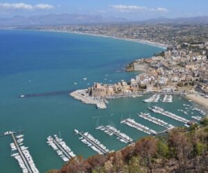 Scambi commerciali Sicilia ci Paesi del Mediterraneo e asset di scambio