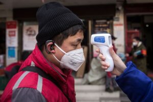 In Cina il sangue dei guariti per combattere il Virus