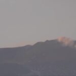 Sull'Etna forte attività di degassazione