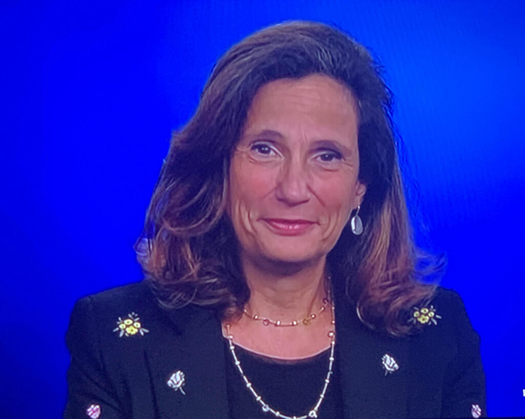 Ilaria Capua: Serve test sierologico su tutta la popolazione