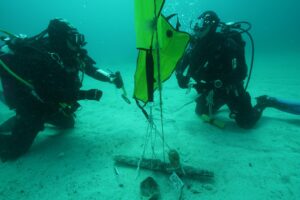 Trovata un'ancora ellenistico romana nel mare siciliano