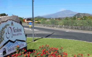 Fase 2: ripartono da Nicolosi visite sull'Etna