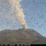 Etna: emissione cenere lavica fino a 4500 metri d'altezza