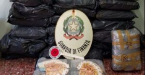 188 chili di droga sul furgone