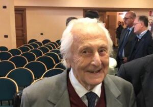 In ricordo del professore Delfino Siracusano