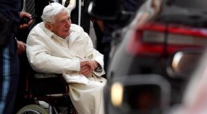 Papa Benedetto va a trovare il fratello morente in Germania