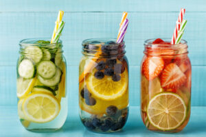 Le migliori ricette di acque detox e per drenarsi e depurarsi