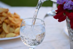 I rimedi a tavola e non solo per drenare i liquidi in eccesso