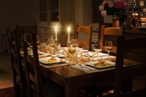 Ora di cena: cosa mangiare per non ingrassare