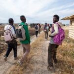 Migranti: 50 scappano da centro contrada Cifali, 25 dal bus navetta verso Pozzallo