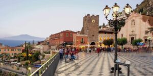 Taormina, alberghi non pagano tassa soggiorno: sequestro da mezzo milione