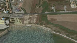 Vietato fare il bagno nella spiaggia degli americani