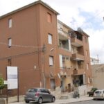 Lividi sul collo, sulla schiena e sul volto