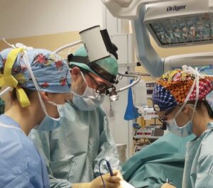 Il pacemaker era al contrario, muore bambino di due anni