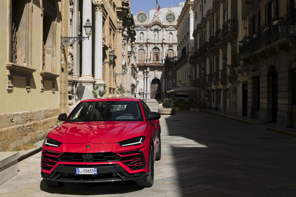 Ragusa, Modica e Scicli scelte da Lamborghini