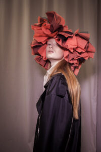 Naturalezza ed eleganza, i trend acconciature Primavera-Estate 2021
