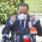 Berlusconi festeggia 84 anni col terzo tampone positivo