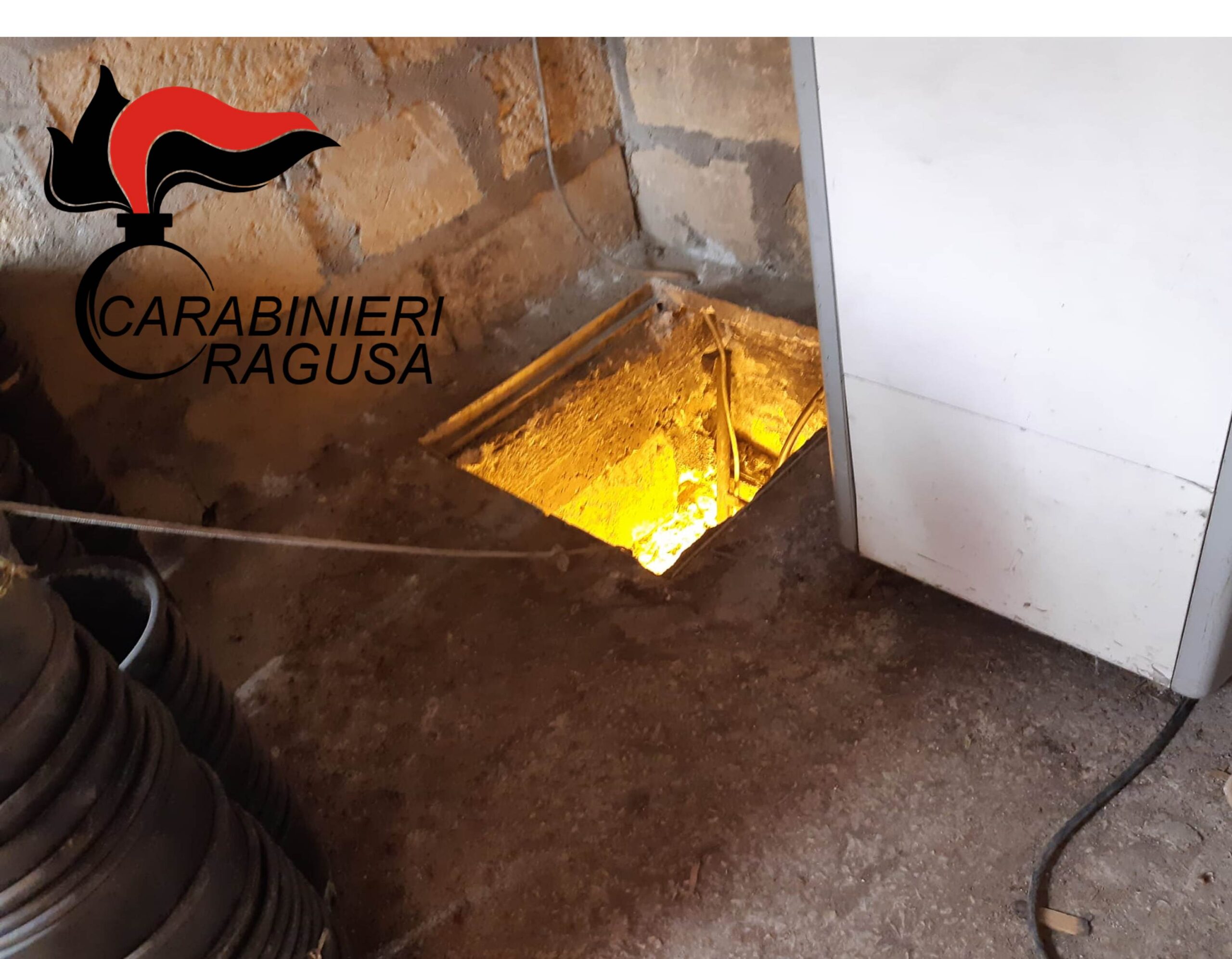 Piantagione di marijuana in un bunker sotterraneo, un arresto