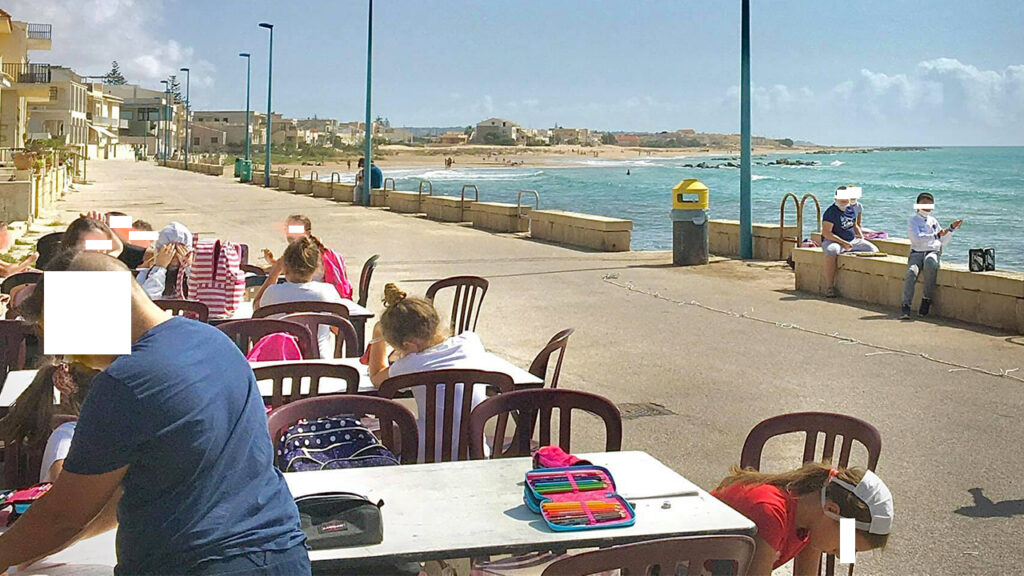 "Mattarella, venga a Donnalucata"