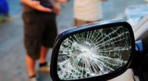 la truffa dello specchietto in contrada Pizzillo a Ragusa