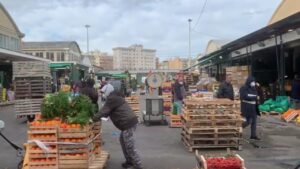 Chiude il mercato ortofrutticolo di Palermo, per rischio contagio