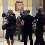 Tom Cruise in fila al Policlinico di Roma per il tampone antiCovid