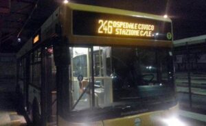 Al teatro in bus con lo sconto, convenzione Amat-Biondo