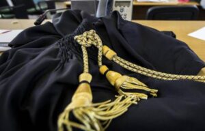 Sicilia, tentò di uccidere i due figli per intascare soldi assicurazione