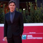 Raoul Bova dimagrito 20 chili: riappare sul red carpet in perfetta forma fi