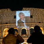 Roma s’illumina per Gigi Proietti, giovedì il corteo funebre in diretta tv