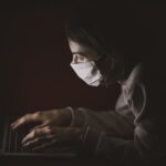Covid, la seconda ondata era questa: come evolverà e quanto durerà