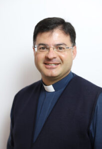 A Ragusa si prega per padre Raffaele, in coma a causa del Covid