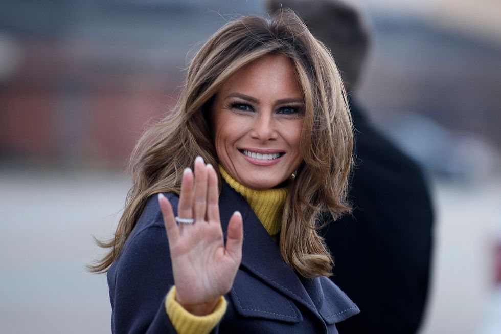 Melania Trump pensa al divorzio e lascia la Casa Bianca Melania Trump pensa al divorzio e lascia la Casa Bianca