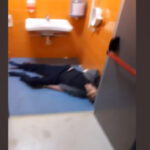 Sospetto Covid muore nel bagno del pronto soccorso, e girano il video
