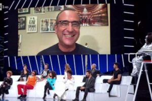 Dopo il Covid, Carlo Conti conduce Tale e Quale Show da casa